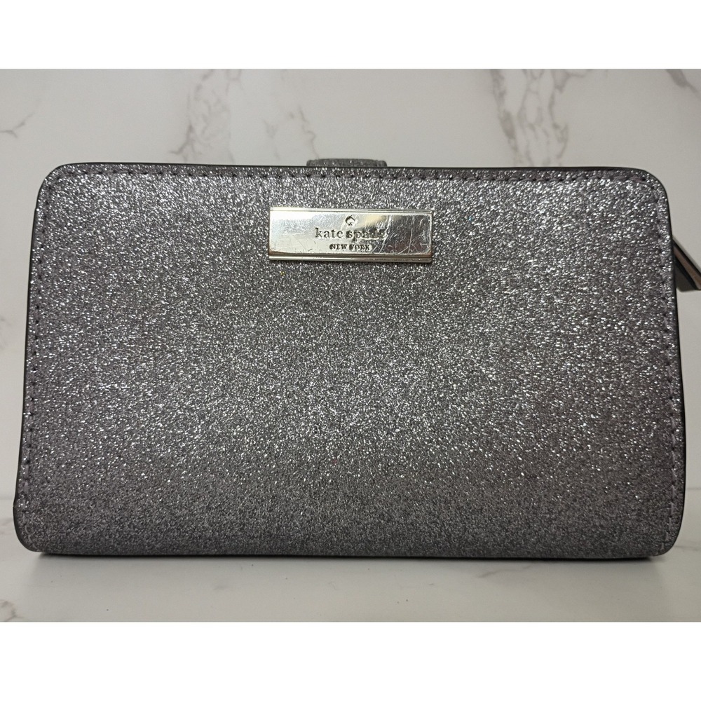 KATE SPADE Kenzie Boxed Silver Glitter Compact Wallet - EUC
